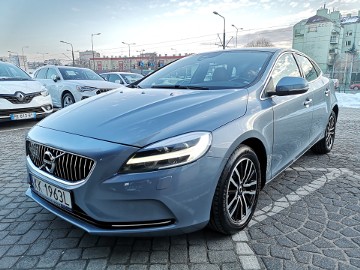 1,5 T2 Inscription Automat Bezwypadkowy Panorama Hak