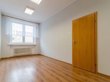 Biuro, gabinet, salon sprzedaży od 9 m2 do 500 m2-1