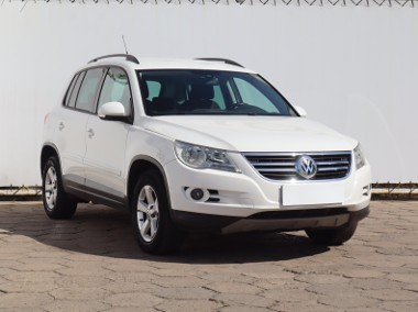 Volkswagen Tiguan , Klima, Parktronic-1