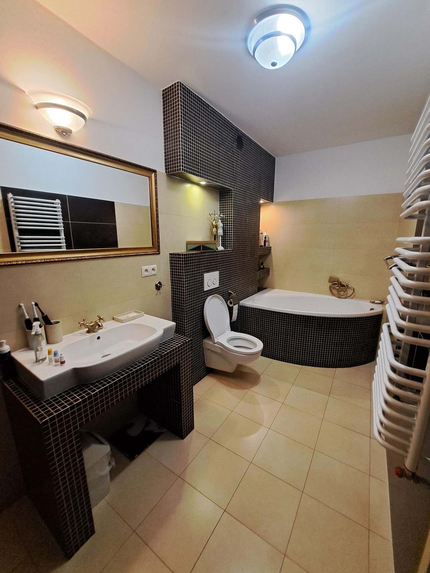 Wyjątkowy segment z poddaszem | ok. 90 m² | ogródek | kominek | gotowy do zamieszkania | Grodzisk Mazowiecki