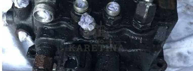 JCB 3CX - Rozdzielacz-1