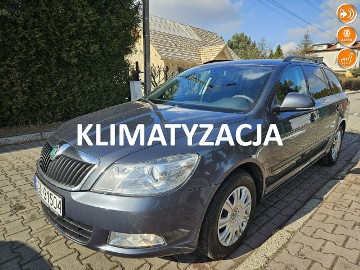 Skoda Octavia II Klimatronic dwu strefowy / Podgrzewane fotele / Tempomat