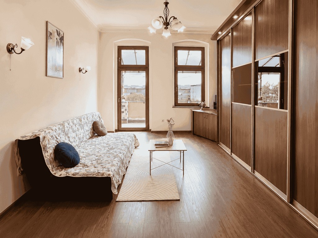Słoneczna kamienica z tarasem 12m² | 61m² | 2 niezależne pokoje | Huby