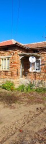 Solidny dom w spokojnej miejscowości, 20 minut od miasta Dobrich-3