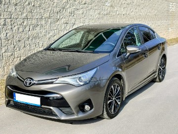 Toyota Avensis IV