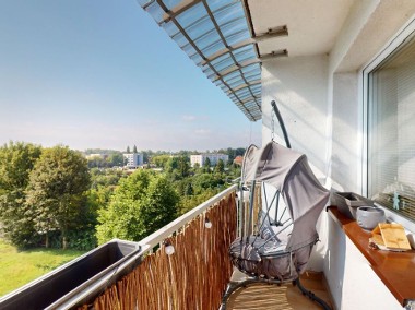 Mieszkanie z dwoma balkonami i widokiem na zieleń-1