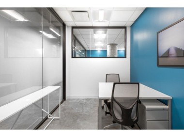 Prywatna powierzchnia biurowa dla 1 osoby w lokalizacji Spaces Platinium-1