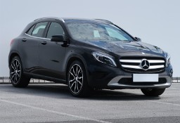 Mercedes-Benz Klasa GLA , Salon Polska, Automat, Skóra, Navi, Xenon, Bi-Xenon, Klima,