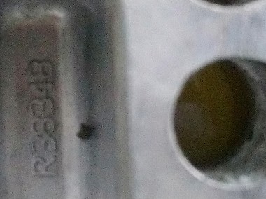 R38348 półobejma sprzęgła wału pompy hydraulicznej John Deere -2
