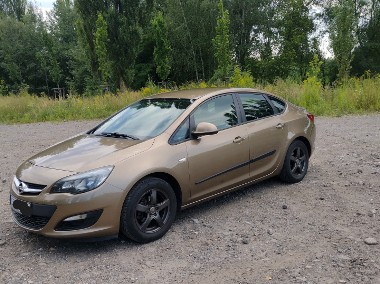 sedan 2013 r 1,6 115KM-1