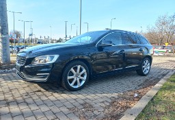 Volvo V60 I Lift,2.0 D. 120 KM,Klimatronic,Nawigacja,Parktronic przód/tył