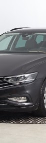 Volkswagen Passat B8 , 1. Właściciel, Automat, VAT 23%, Navi, Klimatronic,-3