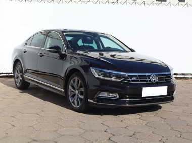 Volkswagen Passat B8 , Salon Polska, Serwis ASO, 190 KM, Automat, Skóra, Navi,-1