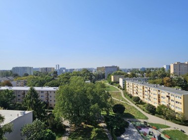 Pustola, kawalerka z balkonem-budynek po remoncie-1