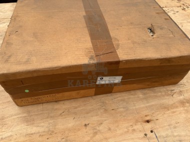 John Deere 6610 6650 6710 6810 6910 6950 Mocowanie Bębna Tnącego AZ57296 AXE10825-1