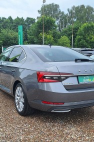 Skoda Superb III Laurin & Klement Canton ACC-2