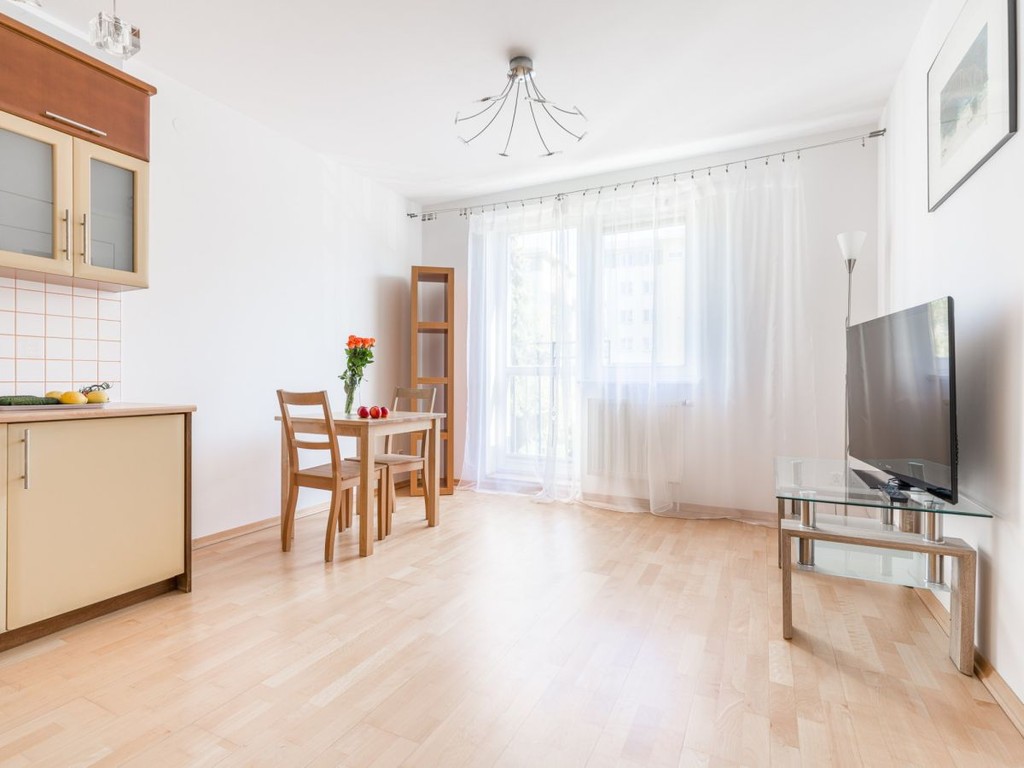 2 pokoje + komórka gotowe mieszkanie na Skoroszach