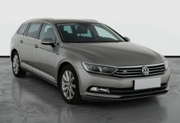 Volkswagen Passat B8 , Skóra, Navi, Klimatronic, Tempomat, Parktronic,