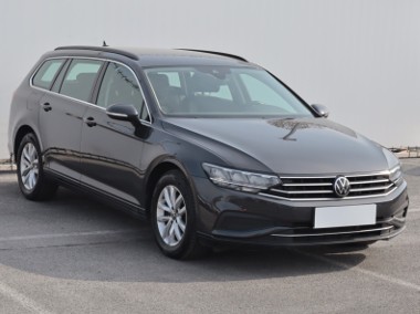 Volkswagen Passat B8 , Salon Polska, 1. Właściciel, Automat, VAT 23%, Navi,-1