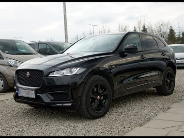 Jaguar F-Pace-1