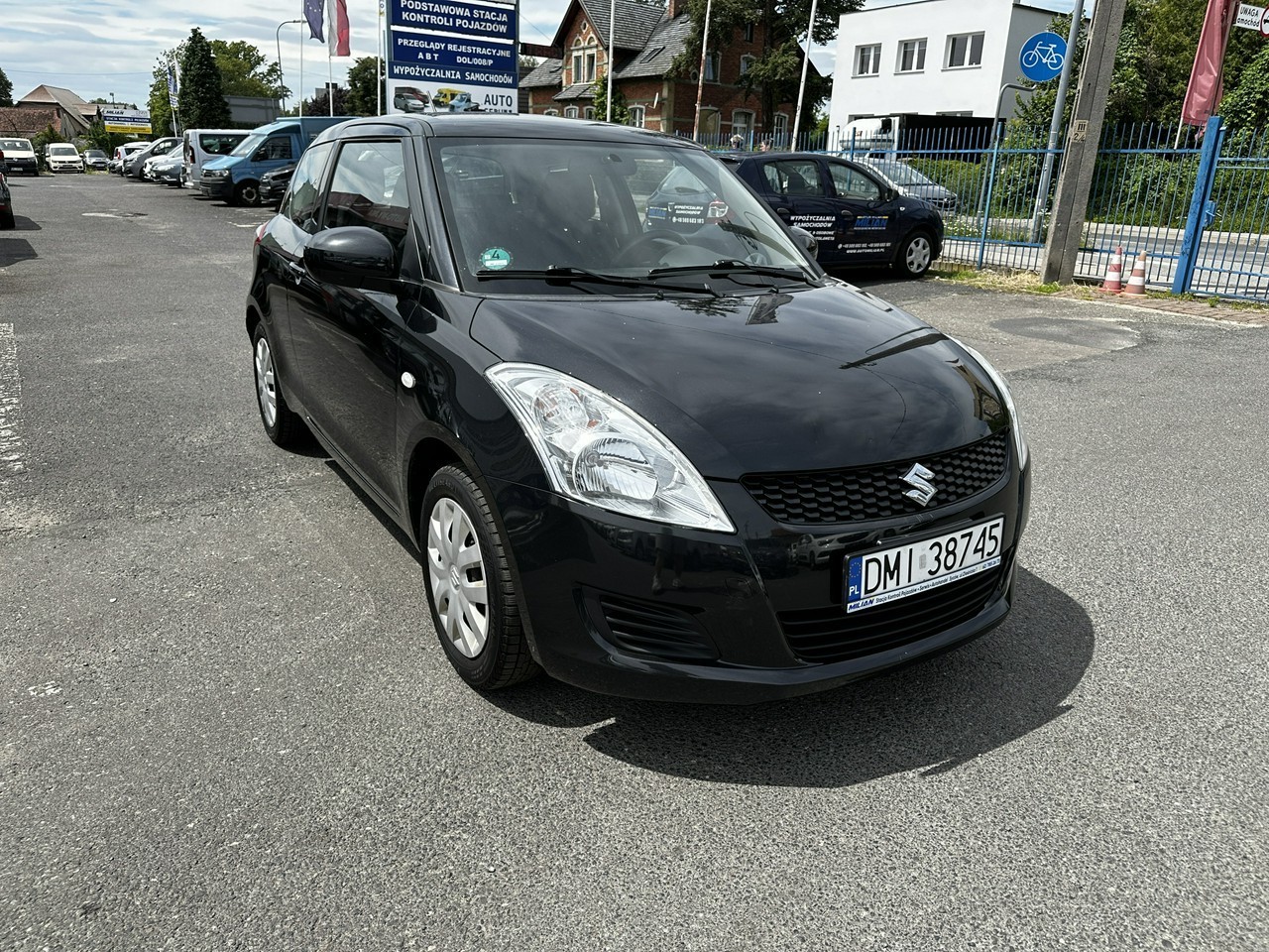 Suzuki Swift V Suzuki Swift 1.2-94KM Klima Model 2012