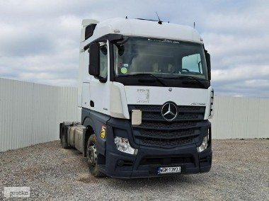 Mercedes-Benz Actros-1