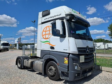 Mercedes-Benz Actros-1