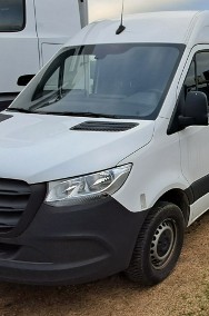 Mercedes-Benz Sprinter-2