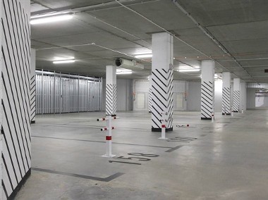 Podwójne miejsce parkingowe w garażu podziemnym - plac Grunwaldzki-1