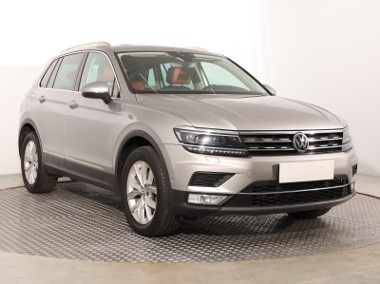 Volkswagen Tiguan , Salon Polska, Serwis ASO, DSG, Skóra, Navi, Klimatronic,-1