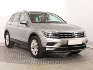 Volkswagen Tiguan , Salon Polska, Serwis ASO, DSG, Skóra, Navi, Klimatronic,