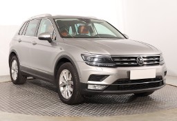 Volkswagen Tiguan , Salon Polska, Serwis ASO, DSG, Skóra, Navi, Klimatronic,