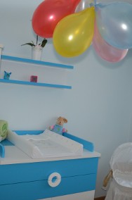 Zestaw mebli dla niemowląt/dzieci/młodzieży (szafa, komoda, półka)-2