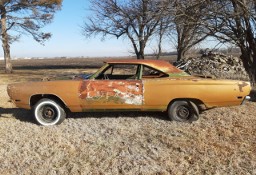 Plymouth Road Runner 1969 BigBlock 383 Project car dobra baza do projektu