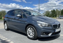 BMW serii 2 Active Tourer (220d)