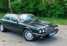 Jaguar XJ V