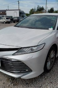 Toyota Camry VIII-2