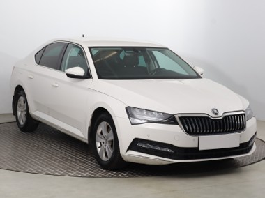 Skoda Superb III , Automat, Navi, Klimatronic, Tempomat, Parktronic-1