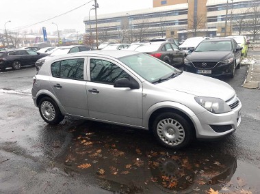 Sprzedam Opel Astra H z 2011 r - 156 560 km przebiegu, stan b. dobry-1