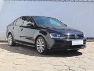 Volkswagen Jetta VI , Salon Polska, Klimatronic, Tempomat, Parktronic