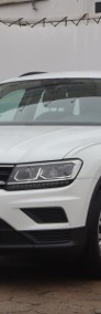 Volkswagen Tiguan , Salon Polska, Klima, Tempomat, Parktronic,-3