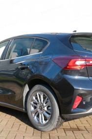 Ford Focus IV Titanium 1.0 EcoBoost Titanium 1.0 EcoBoost 125KM / Pakiet Winter-2