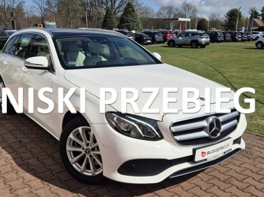 Mercedes-Benz Klasa E W213 4-MATIC-PNEUMATYKA-PANORAMA-1