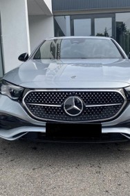 Mercedes-Benz Klasa E 220 d 4-Matic AMG Pakiet wyposażenia AMG Premium + Night + Digital Light-2