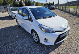 Toyota Yaris III 1.5 100KM AUTOMAT HYBRYDA LEDY,KAMERA COFANIA INNE