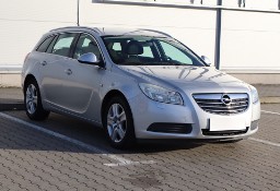 Opel Insignia , Klimatronic, Tempomat, Podgrzewane siedzienia