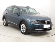 Volkswagen Tiguan , Salon Polska, Serwis ASO, DSG, VAT 23%, Klimatronic,