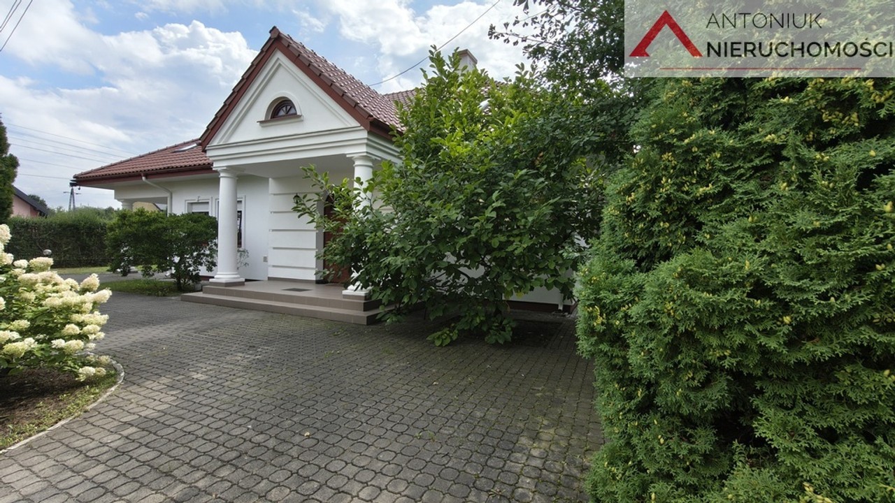 Dom na sprzedaż, 7 pokoi, 244 m², Legionowo