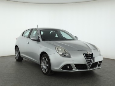 Alfa Romeo Giulietta , Klimatronic, Parktronic,ALU-1