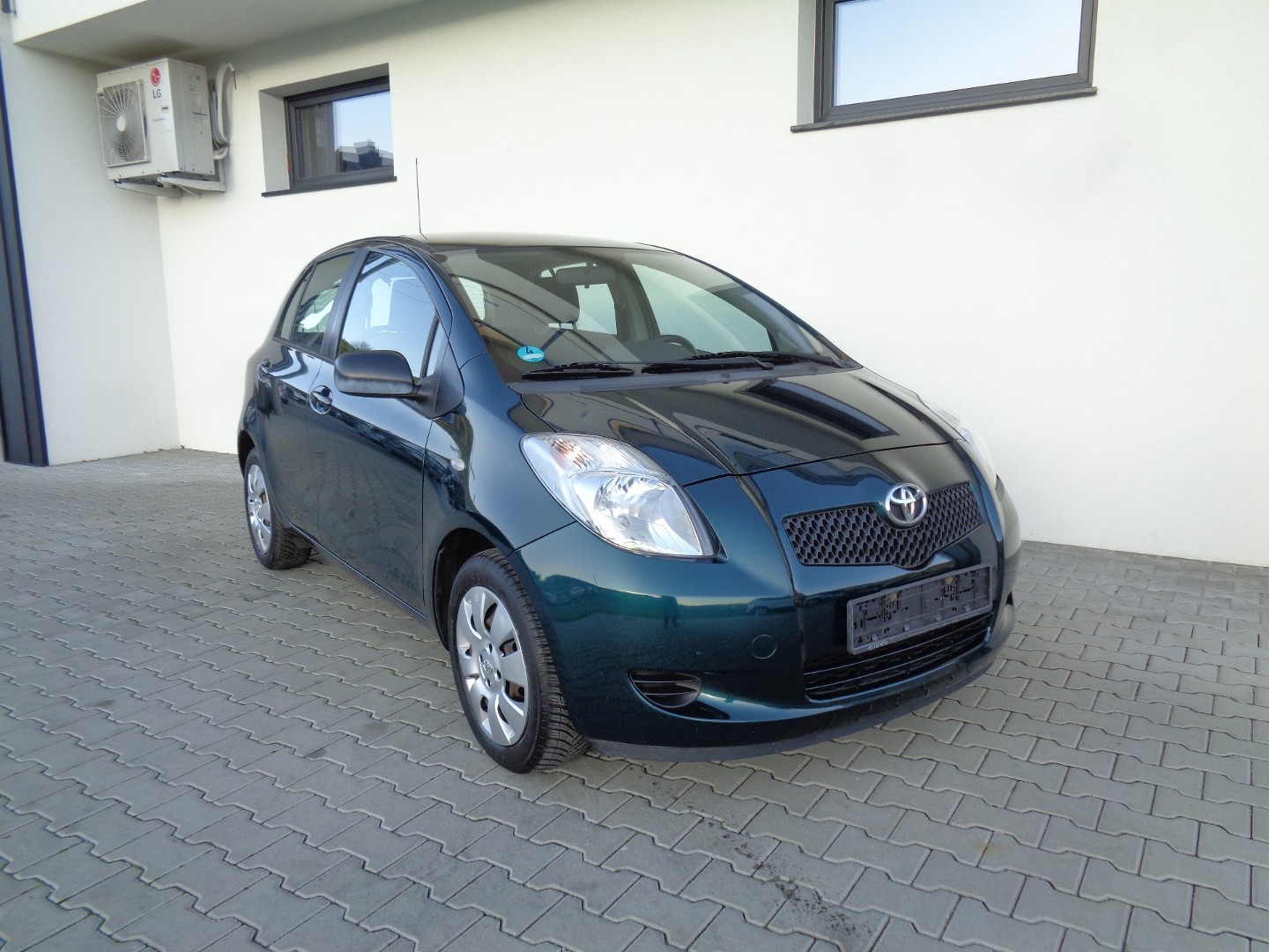 Toyota Yaris II 1.0 klima 5drz